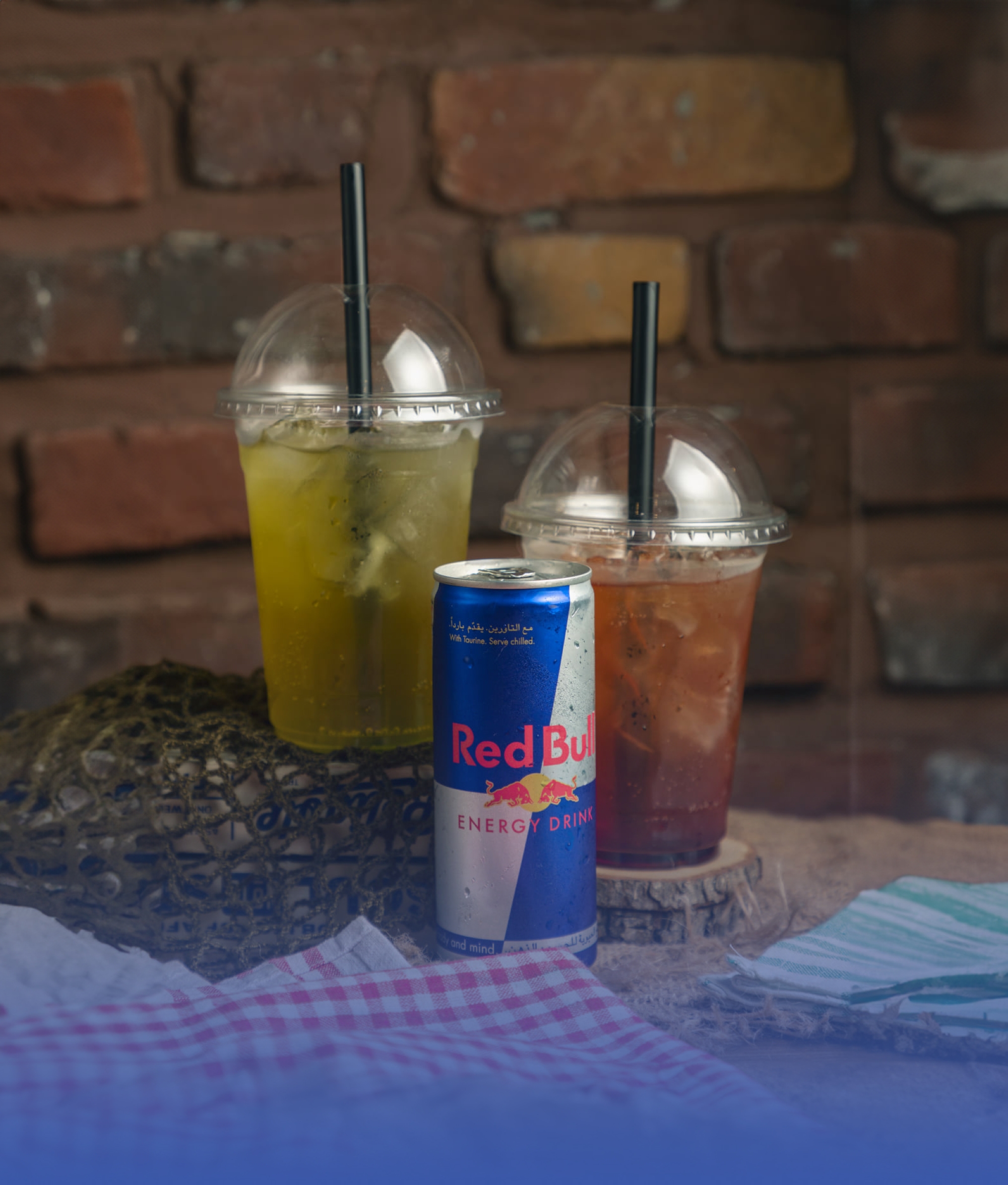 "ريدبول بالقهوة وشاي بالجبن".. صرعات "المقاهي"