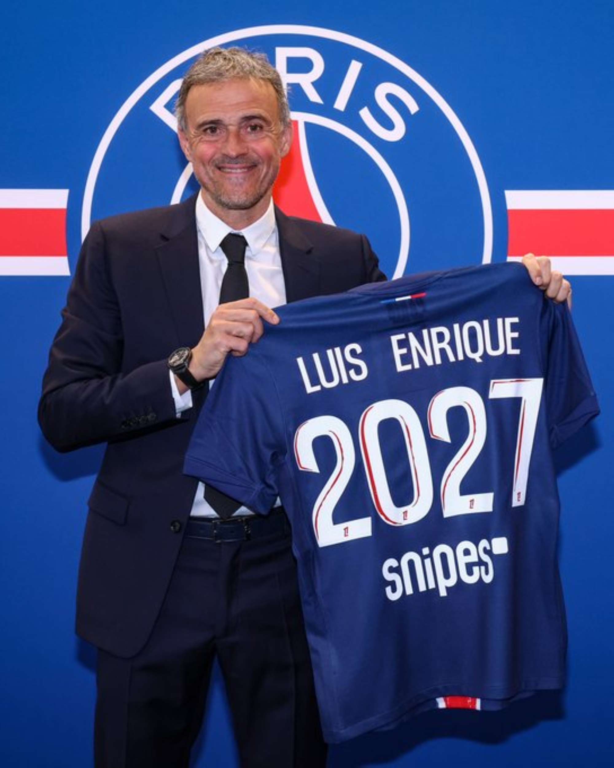 إنريكي يتطلع لصنع التاريخ مع سان جيرمان بعد تمديد عقده