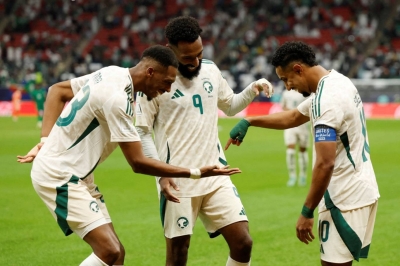 ثنائي الأخضر ضمن التشكيلة المثالية لدور المجموعات بكأس العرب 2025