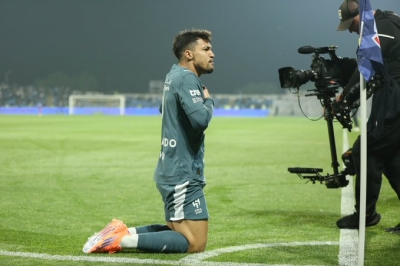 نابولي يدرس صفقة تبادلية مع الهلال لضم ماركوس ليوناردو