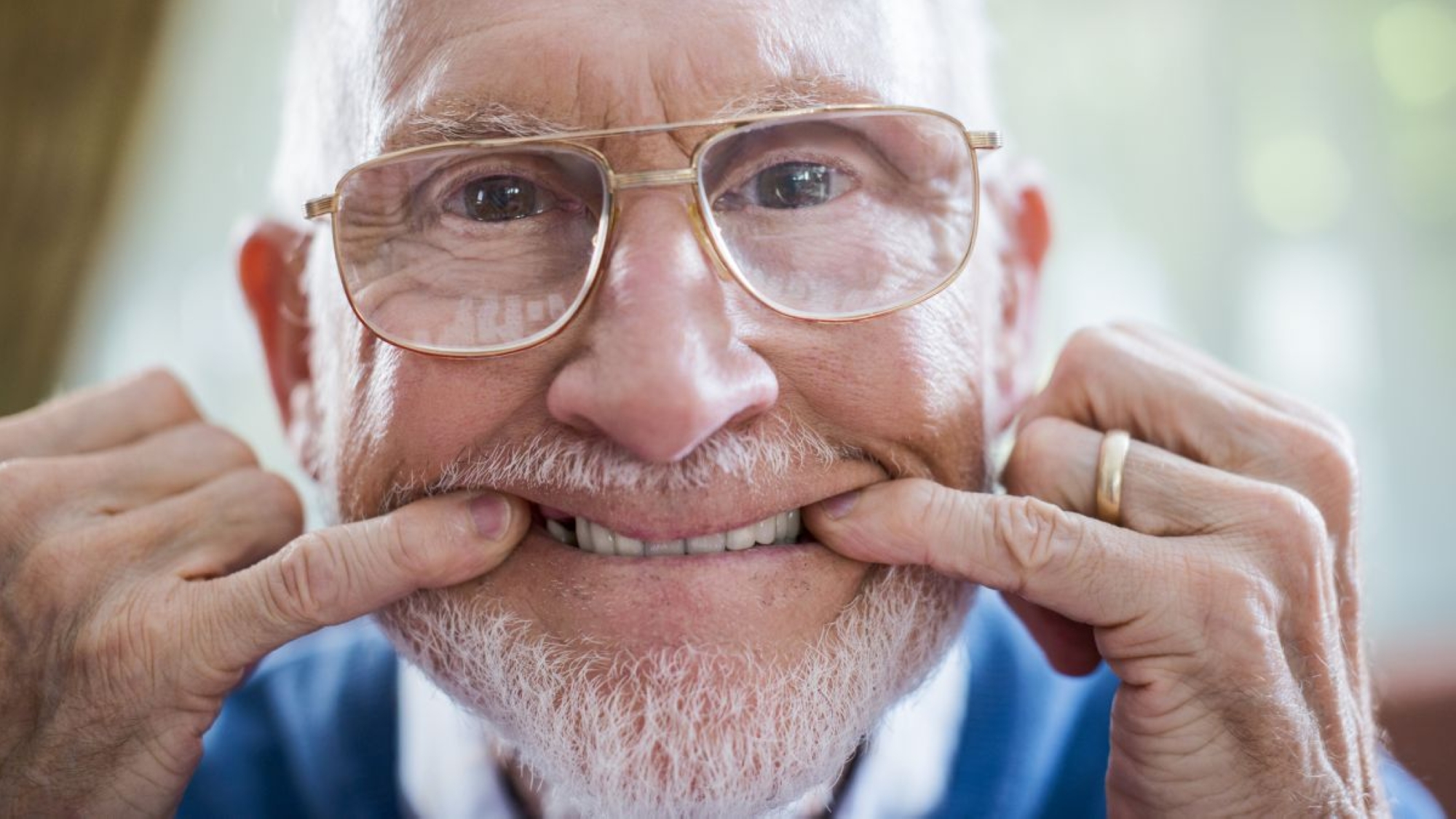 اكتشاف متغيرات جينية تقي من الخرف