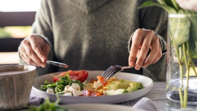 دراسة: تكرار الوجبات يسهل خسارة الوزن أكثر من تنوّعها