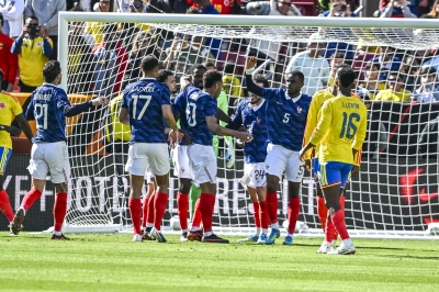 المنتخب الفرنسي يتغلب على نظيره الكولومبي بثلاثية وديًا