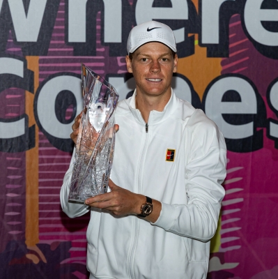 سينر يهزم ليهيتشكا في نهائي ميامي ليحقق 