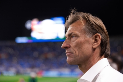 مواجهة وحيدة جمعت رينارد أمام صربيا.. ماذا حدث فيها؟