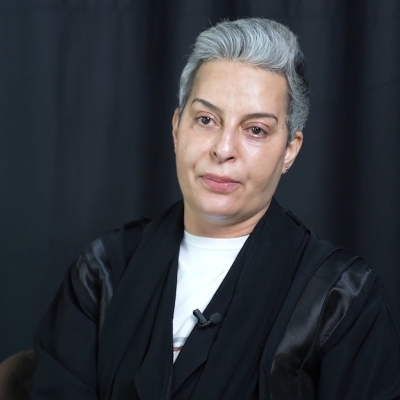 بلقيس خلف المقود.. رحلة بدأت صدفة وانتهت باحتراف