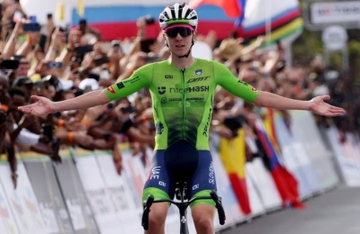 بوجاتشر يفوز بلقب سباق فلاندرز للدراجات للمرة الثالثة