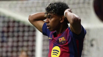 فليك يبرر غضب يامال أمام أتلتيكو: لاعب استثنائي لكن ما زال صغيرًا