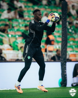 قبل مواجهة الأهلي والفيحاء.. ميندي الأكثر حفاظًا على الشباك النظيفة