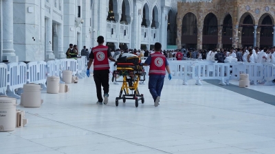 12 ألف متطوع يدعمون جهود الهلال الأحمر في مكة