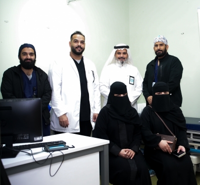 نجاح استئصال ورم معدي دقيق لشقيقتين في مكة