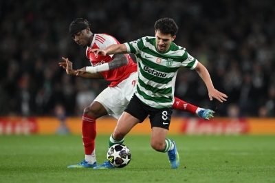 أرسنال يتجاوز سبورتنج بصعوبة ليبلغ قبل نهائي دوري الأبطال