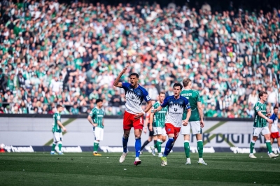 أعمال شغب تفسد قمة الشمال بالدوري الألماني بين بريمن وهامبورج