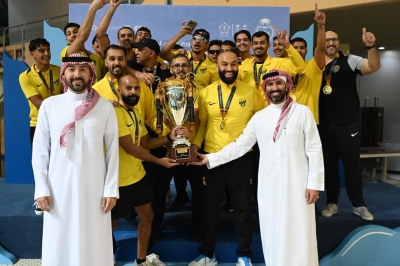 سبّاحو الاتحاد يتوّجون بدوري كرة الماء