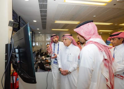 الفيصل والقصبي يتفقدان ملعب الإنماء على هامش قمة الأهلي الآسيوية