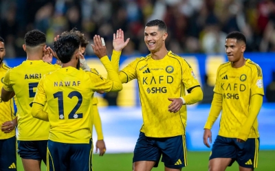 ثنائية استثنائية بين رونالدو ونواف بوشل