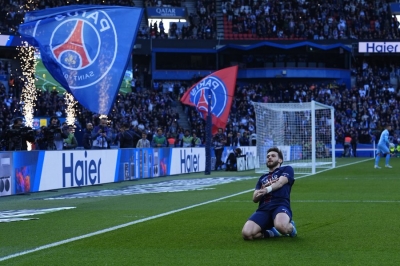 سان جيرمان يهزم نانت بثلاثية ويبتعد بصدارة الدوري الفرنسي