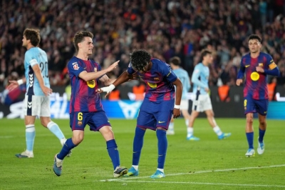 يامال يخرج مصابا بعد حسمه فوز برشلونة على سيلتا فيجو