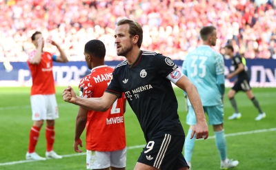 أوليس وكين يقودان انتفاضة بايرن ميونيخ أمام ماينز