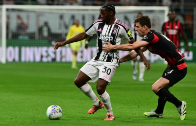 ميلان ويوفنتوس يتعادلان ويؤجلان الحسم الأوروبي