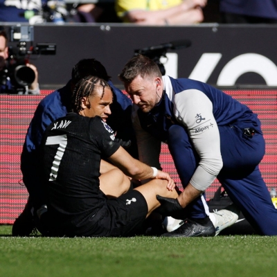 الهولندي سيمونز يغيب عن كأس العالم 2026 بعد إصابة في الركبة