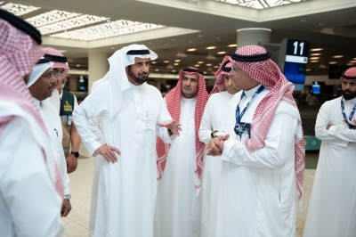 الربيعة يطلع على إجراءات استقبال الحجاج وتنظيم تدفقهم