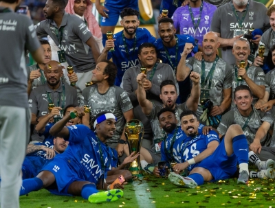 الهلال يمنح ثلث قائمته صك التتويج الأول أمام الخلود