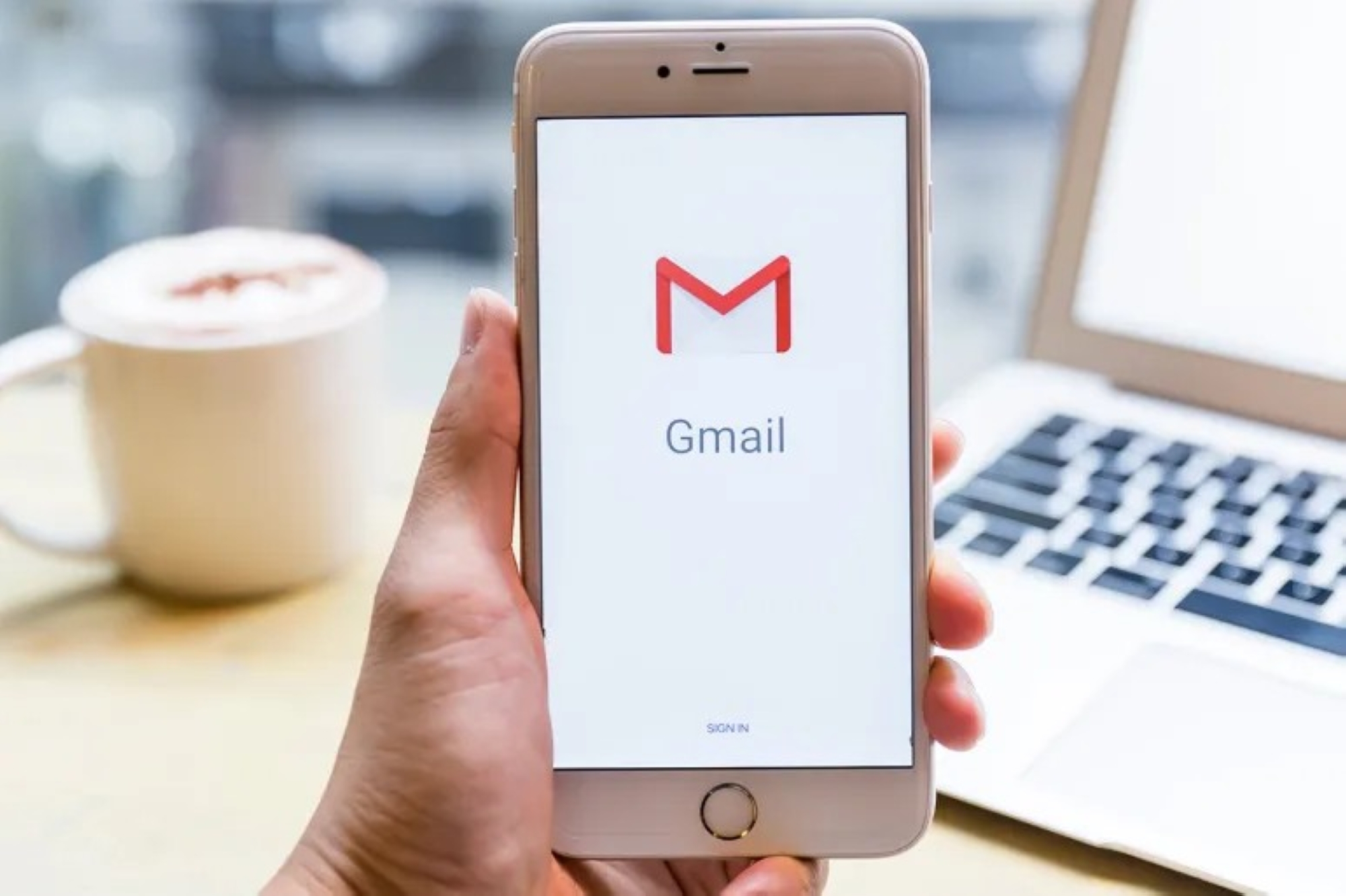 جوجل تدفع Gmail إلى المستقبل بميزات صوتية ذكية