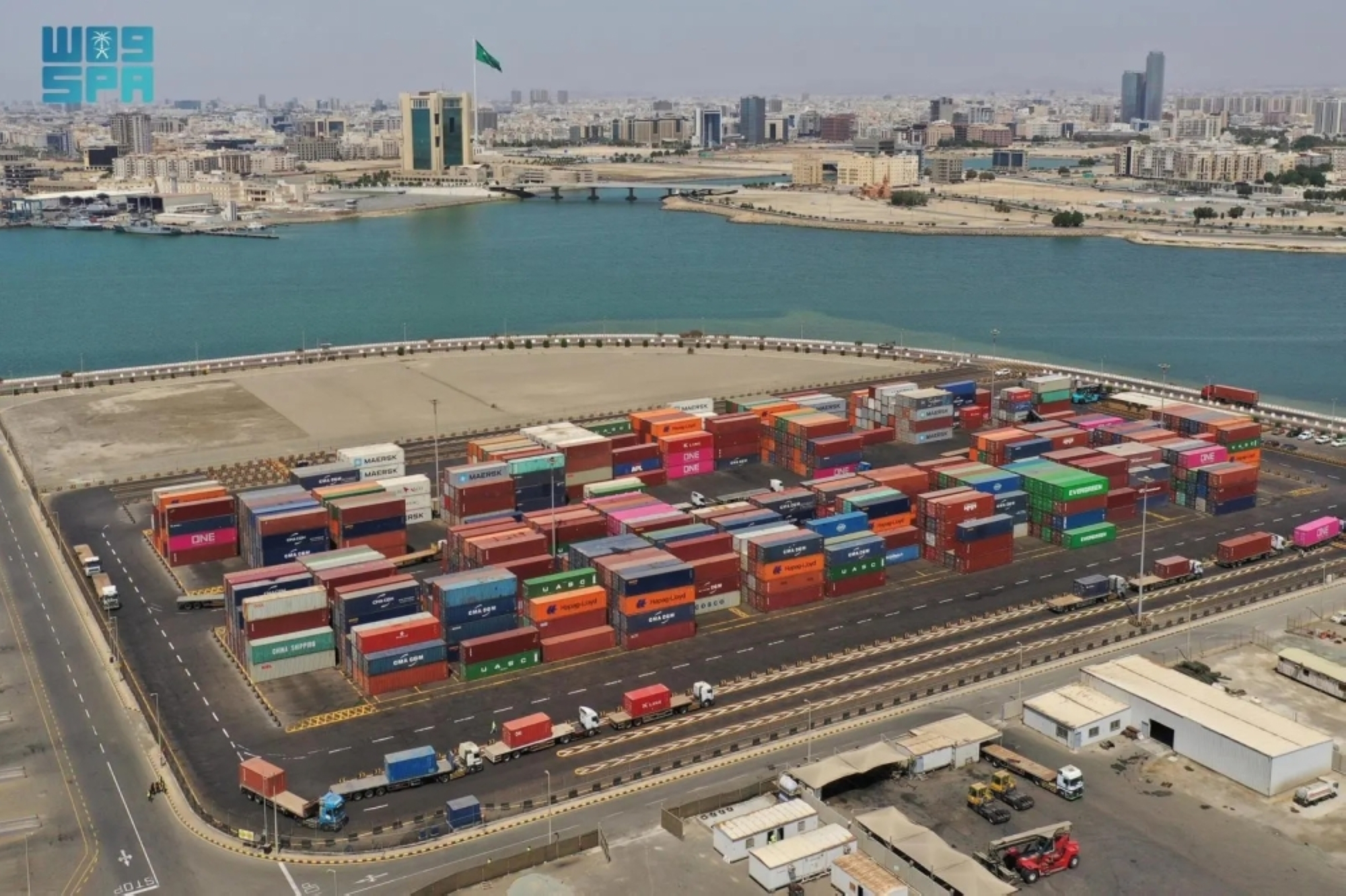 ارتفاع الصادرات غير النفطية 21.5% في مارس