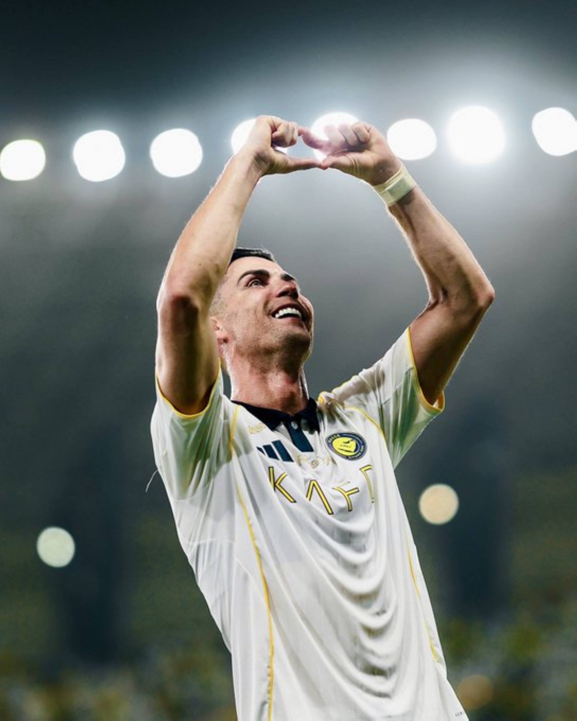 رونالدو يوجه رسالة لجماهير النصر