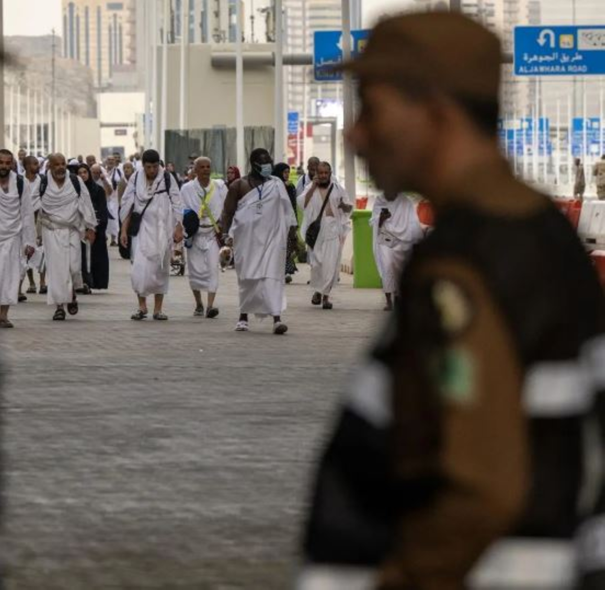 بدء توافد الحجاج إلى مشعر منى