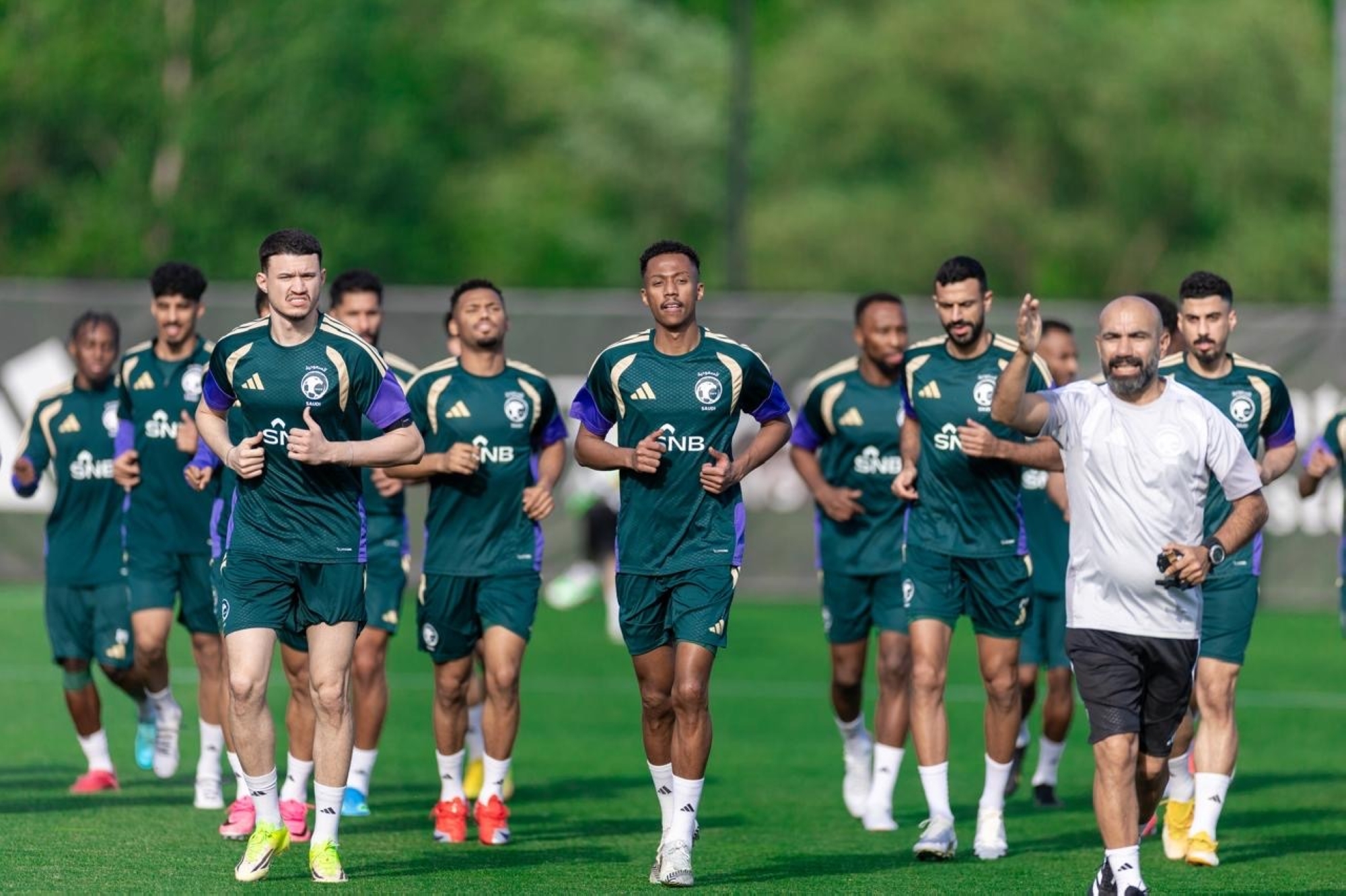 الأخضر يواصل تدريباته في نيويورك