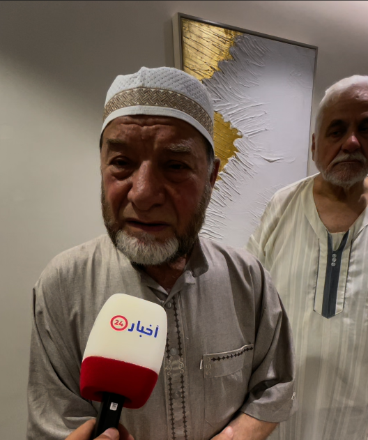 طيار سوري..من قمرة القيادة إلى بائع طيور