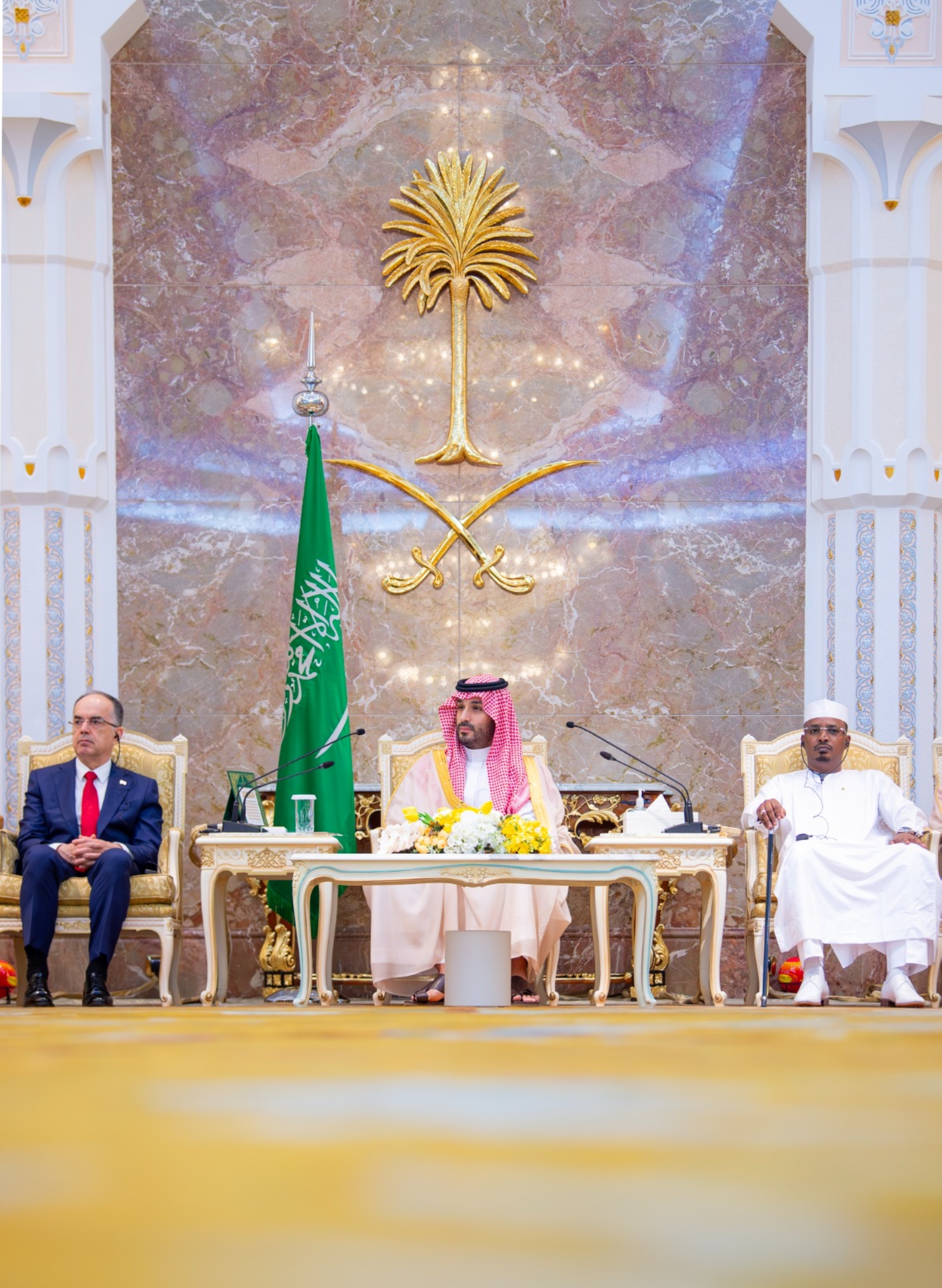 نيابة عن خادم الحرمين.. ولي العهد يقيم حفل الاستقبال لضيوف الحج
