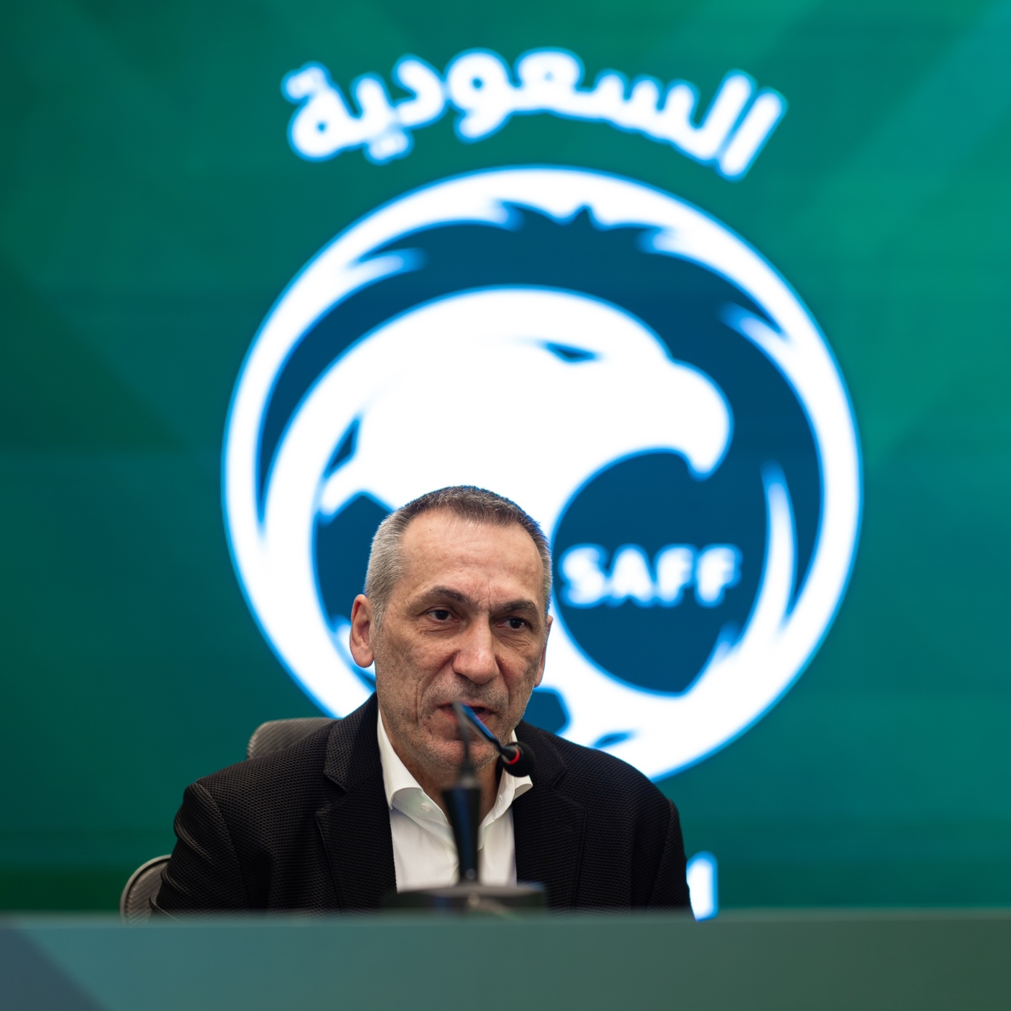 قبل ودية الإكوادور.. كيف استهل دونيس محطاته التدريبية؟