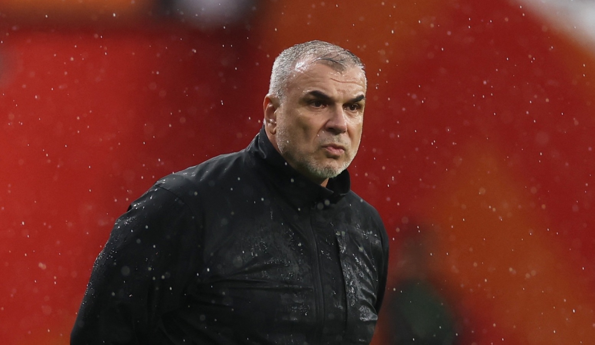 الاتحاد الإماراتي ينهي مشوار كوزمين مع 