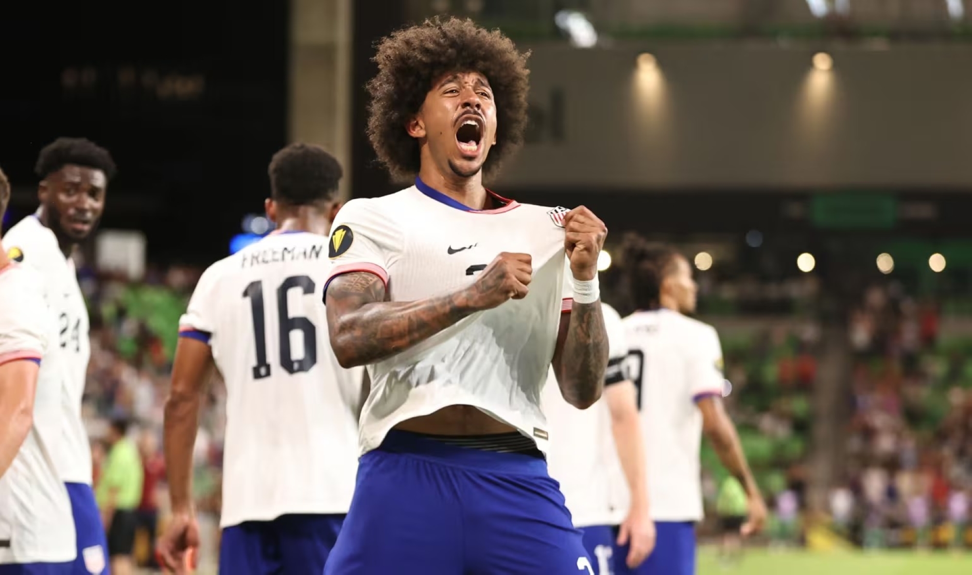 المدافع الأمريكي ريتشاردز يسعى لاستعادة لياقته قبل كأس العالم