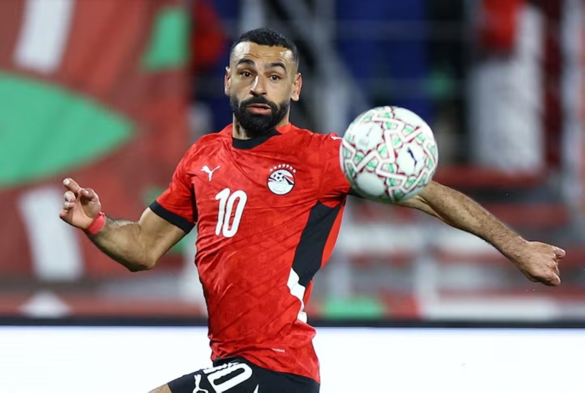محمد صلاح يتطلع لصنع التاريخ مع مصر بكأس العالم