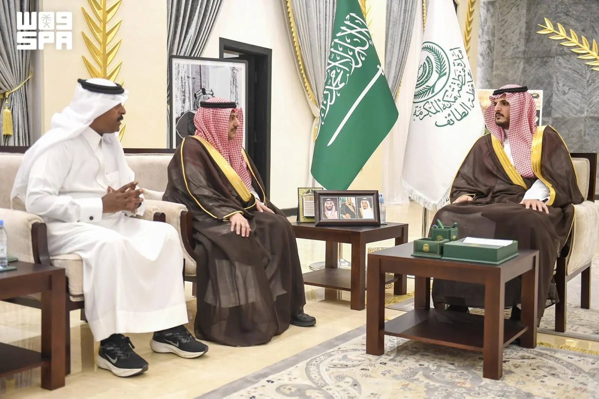 مُحافظ الطائف يطّلع على منجزات نادي ذوي الإعاقة