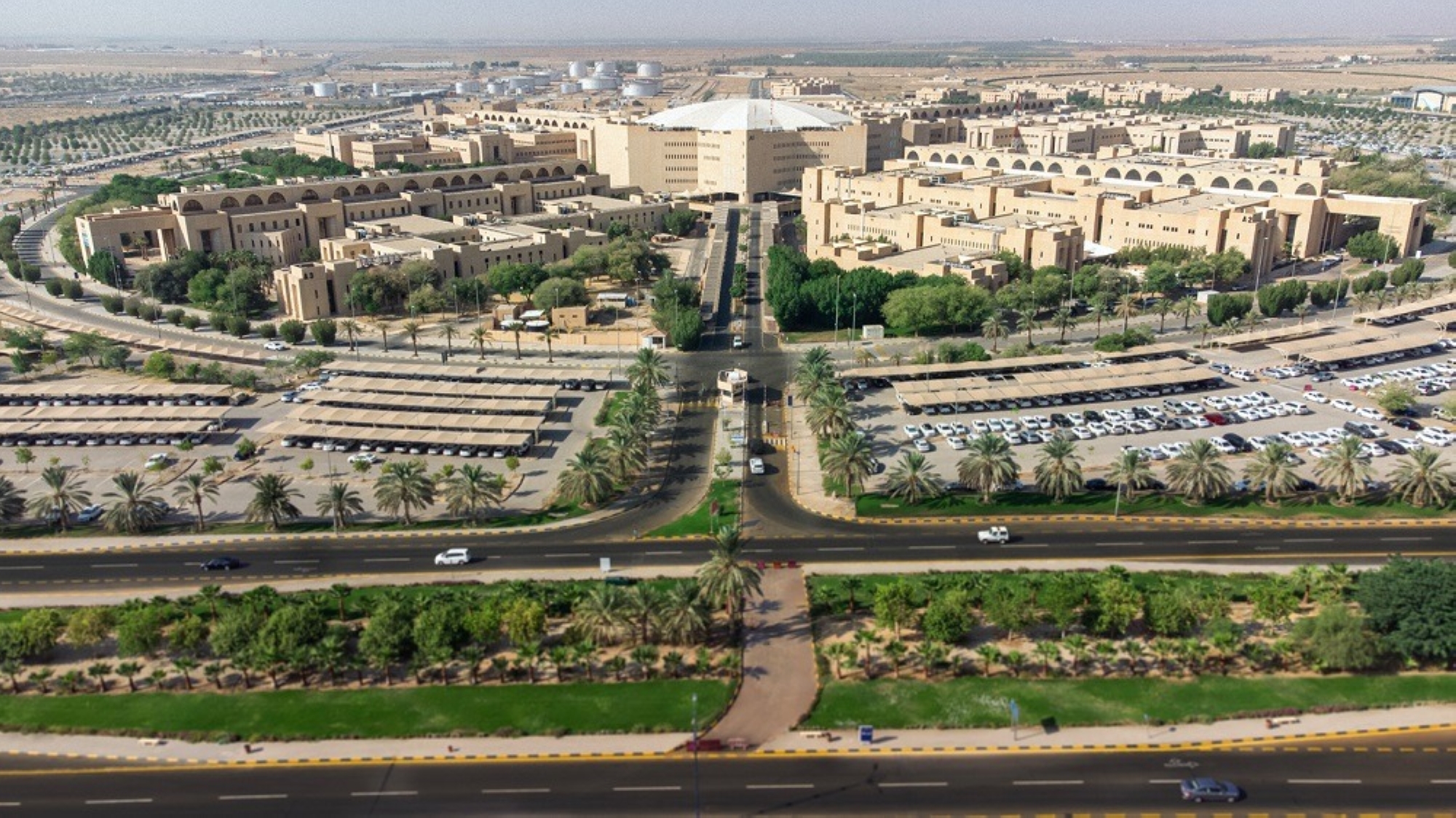 جامعة القصيم ترتقي بمكانتها عالميًا: إنجاز جديد في تصنيف QS